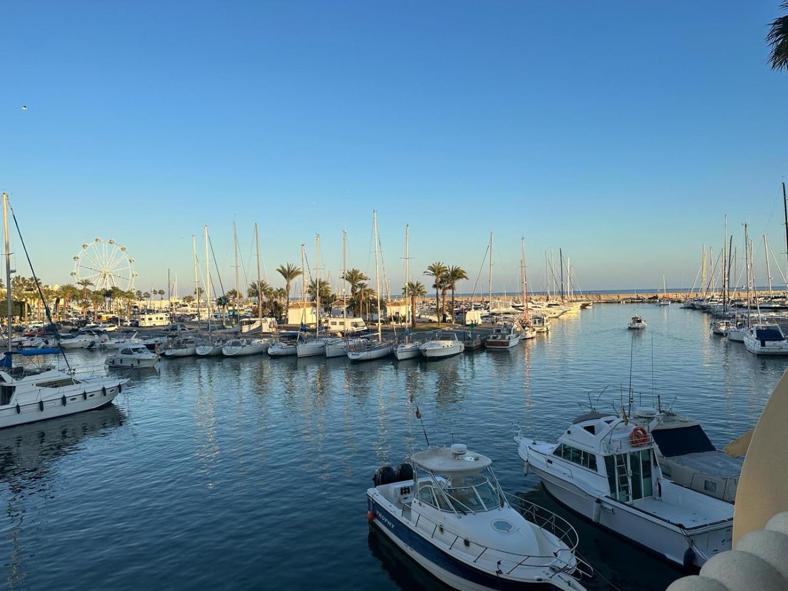 Piso Islas C111 * Benalmádena